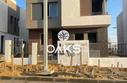 Villa - 4 Bedrooms - 3 Bathrooms for sale in Palm Hills New Cairo - 5th Settlement Compounds - The 5th Settlement - New Cairo City - Cairo