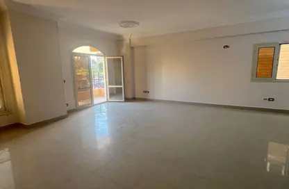 شقة - 3 غرف نوم - 2 حمامات للايجار في شارع بيرم التونسي - النرجس 1 - النرجس - مدينة القاهرة الجديدة - القاهرة