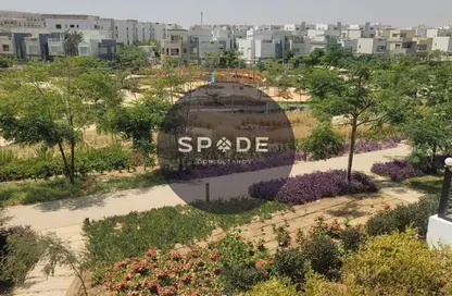 Townhouse - 4 Bedrooms - 4 Bathrooms for sale in Garden Residence - New Cairo City - Cairo