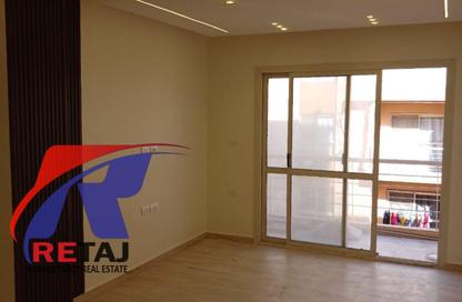 Apartment - 2 Bedrooms - 1 Bathroom for sale in Degla Gardens - Hadayek October - 6 October City - Giza
