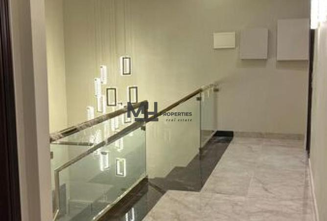 57252501 - Property Image 2