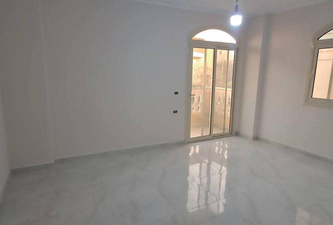 67221692 - Property Main Image