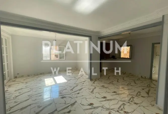 104043805 - Property Image 3
