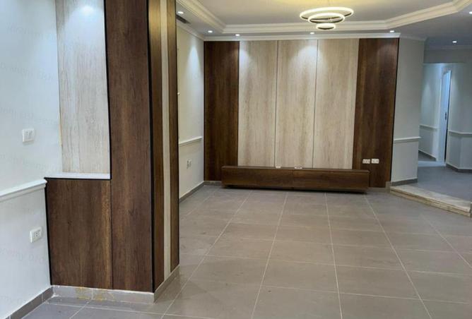 66421529 - Property Image 2