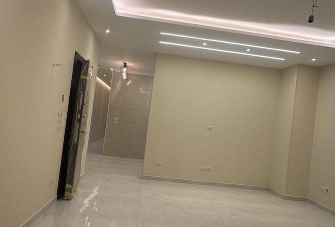 70103145 - Property Image 2