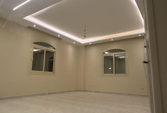 70103145 - Property Main Image