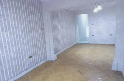 Apartment - 2 Bedrooms - 1 Bathroom for rent in Al Mesaha St. - Dokki - Giza