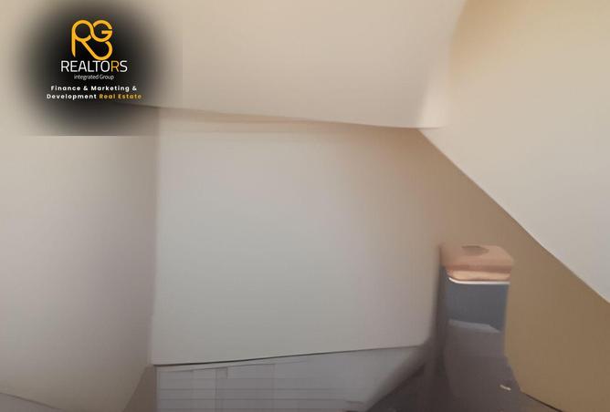 97133323 - Property Image 2