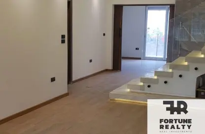 Villa - 4 Bedrooms - 5 Bathrooms for rent in Mivida - 5th Settlement Compounds - The 5th Settlement - New Cairo City - Cairo