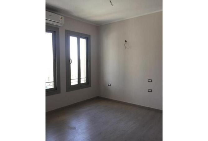 8715313 - Property Image 3