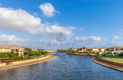 فيلا - 5 غرف نوم - 5 حمامات للبيع في مراسي - سيدي عبد الرحمن - الساحل الشمالي فيلا - 5 غرف نوم - 5 حمامات للبيع في مراسي - سيدي عبد الرحمن - الساحل الشمالي