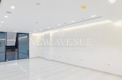 Office Space - 2 Bedrooms - 1 Bathroom for rent in Hyde Park Business District Mall - South Teseen St. - The 5th Settlement - New Cairo City - Cairo