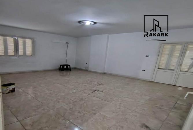 98822093 - Property Image 3