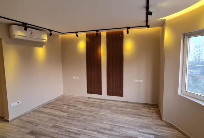 98830752 - Property Main Image