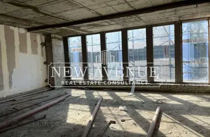 Office Space - 3 Bedrooms - 2 Bathrooms for sale in One Ninety Mall - South Teseen St. - The 5th Settlement - New Cairo City - Cairo