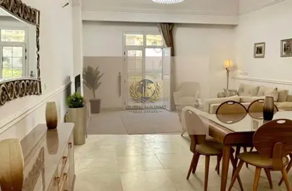 Apartment - 3 Bedrooms - 3 Bathrooms for sale in Garden City - Cairo