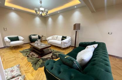 شقة - 3 غرف نوم - 2 حمامات للبيع في شارع أحمد عرابي - المهندسين - الجيزة شقة - 3 غرف نوم - 2 حمامات للبيع في شارع أحمد عرابي - المهندسين - الجيزة