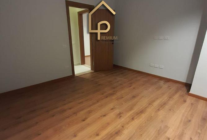 8690243 - Property Image 2