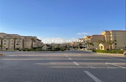 Apartment - 3 Bedrooms - 2 Bathrooms for sale in Ivy Residence - El Shorouk Compounds - Shorouk City - Cairo
