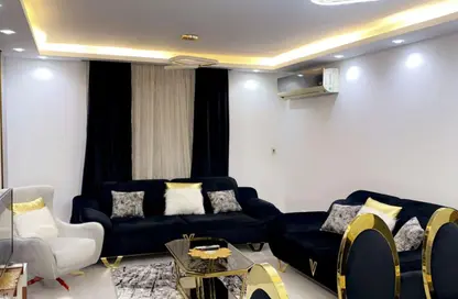 Apartment - 2 Bedrooms - 1 Bathroom for rent in El Rehab Extension - Al Rehab - New Cairo City - Cairo