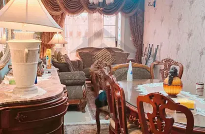 Apartment - 3 Bedrooms - 1 Bathroom for sale in Moharam Bek St. - Moharam Bek - Hay Wasat - Alexandria