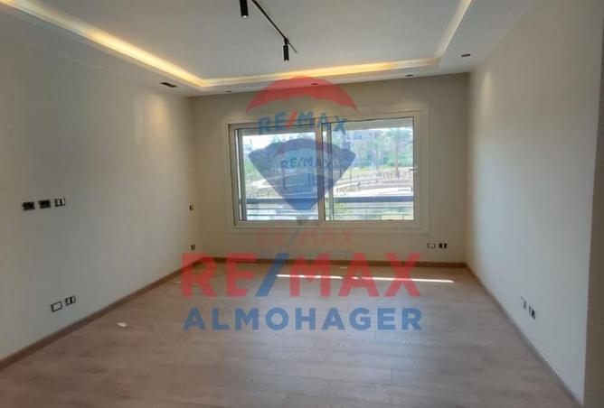 70096001 - Property Image 2