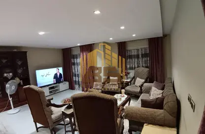 Apartment - 2 Bedrooms - 2 Bathrooms for sale in Al Gamaa St. - 9th District - Obour City - Qalyubia