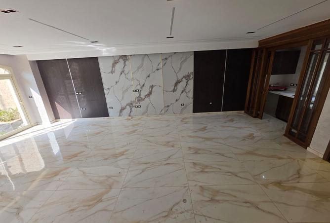 8520245 - Property Image 2