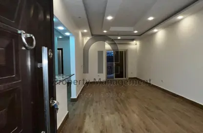 Apartment - 2 Bedrooms - 2 Bathrooms for rent in North Lotus - El Lotus - New Cairo City - Cairo