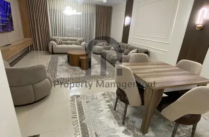 شقة - 2 غرف نوم - 3 حمامات للايجار في بورتو نيو كايرو - كمبوندات التجمع الخامس - التجمع الخامس - مدينة القاهرة الجديدة - القاهرة