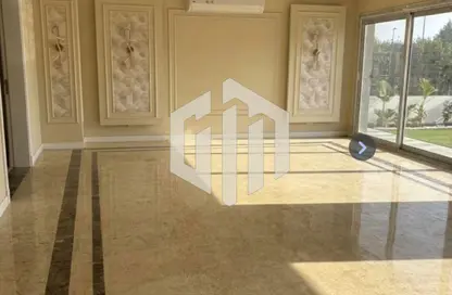 فيلا - 6 غرف نوم - 5 حمامات للايجار في هايد بارك سنترال - التجمع السادس - مدينة القاهرة الجديدة - القاهرة