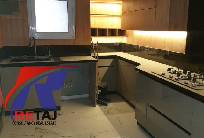 84244782 - Property Image 3