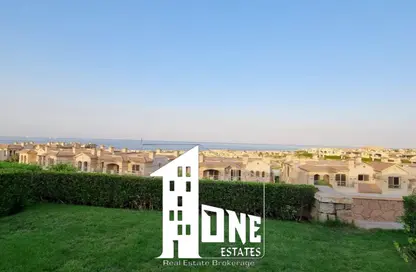 Chalet - 2 Bedrooms - 2 Bathrooms for sale in La Vista 6 - La Vista - Al Ain Al Sokhna - Suez