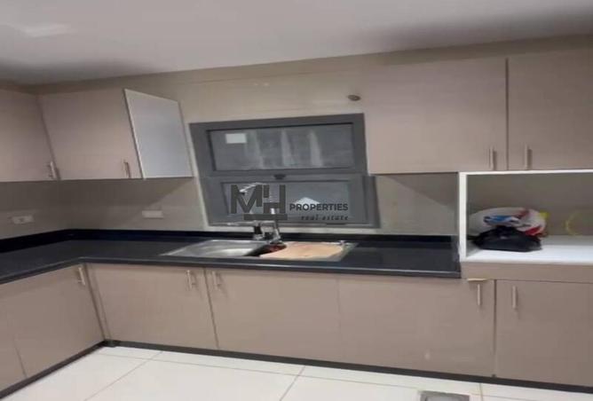 103198015 - Property Image 2