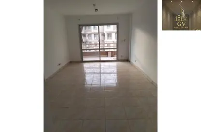 شقة - 3 غرف نوم - 2 حمامات للايجار في B6 - مدينتي - القاهرة