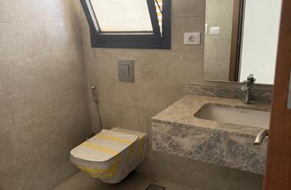 Apartment - 3 Bedrooms - 3 Bathrooms for sale in District 5 - 5th Settlement Compounds - The 5th Settlement - New Cairo City - Cairo
