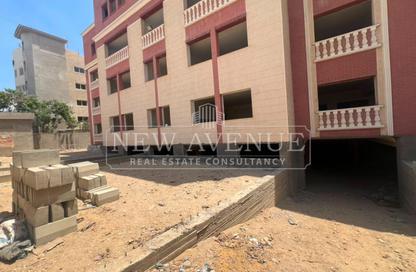 Whole Building - Studio - 1 Bathroom for sale in Zahraa Al Maadi St. - Degla - Hay El Maadi - Cairo