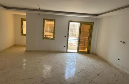Apartment - 4 Bedrooms - 3 Bathrooms for sale in Flowers Park - North Investors Area - New Cairo City - Cairo