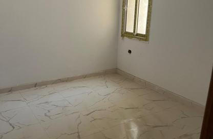 Apartment - 4 Bedrooms - 3 Bathrooms for sale in Flowers Park - North Investors Area - New Cairo City - Cairo Apartment - 4 Bedrooms - 3 Bathrooms for sale in Flowers Park - North Investors Area - New Cairo City - Cairo