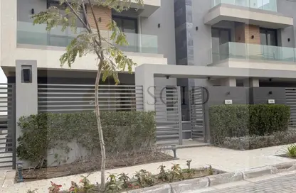 Townhouse - 5 Bedrooms - 4 Bathrooms for sale in La Vista City - New Capital Compounds - New Capital City - Cairo