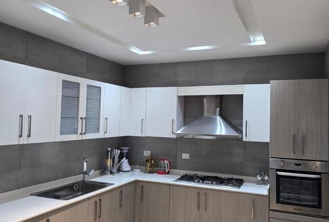 107698115 - Property Image 2