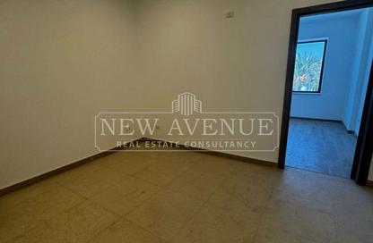 Office Space - Studio - 2 for sale in Lake View Residence - 5th Settlement Compounds - The 5th Settlement - New Cairo City - Cairo Office Space - Studio - 2 for sale in Lake View Residence - 5th Settlement Compounds - The 5th Settlement - New Cairo City - Cairo