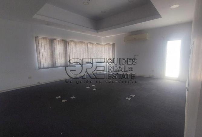 102076431 - Property Main Image