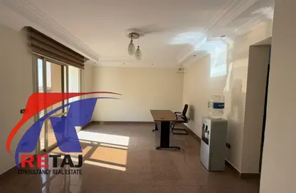 Apartment - 3 Bedrooms - 3 Bathrooms for rent in Al Sheikh Kamel Khedr St. - 8th Zone - Nasr City - Cairo