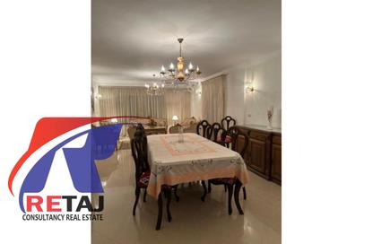 Apartment - 3 Bedrooms - 2 Bathrooms for sale in Mahdy Arafa St. - 9th Zone - Nasr City - Cairo