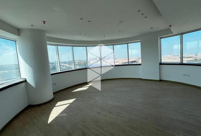 82859999 - Property Image 2