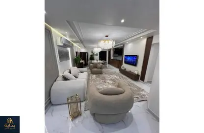 شقة - 3 غرف نوم - 2 حمامات للايجار في شارع حسن مامون - المنطقة السادسة - مدينة نصر - القاهرة