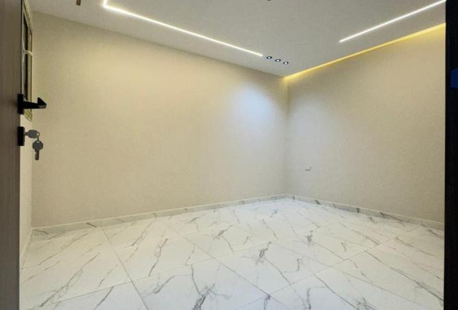 52189345 - صورة العقار 3