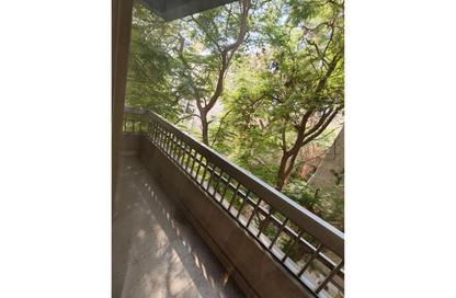 Apartment - 3 Bedrooms - 2 Bathrooms for sale in Sarayat Al Maadi - Hay El Maadi - Cairo
