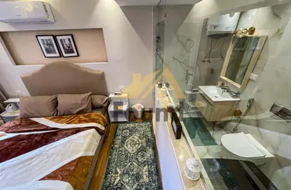 Apartment - 1 Bedroom - 1 Bathroom for rent in Mohamed Mazhar St. - Zamalek - Cairo